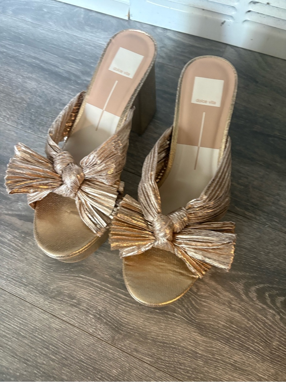 Dolce Vita Metallic Gold Knotted Bow Block Heel Mules